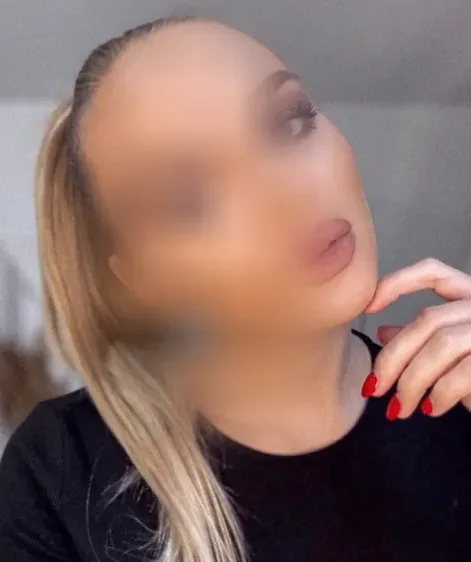 Anna, 31