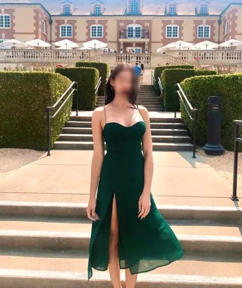 Anneke, 32