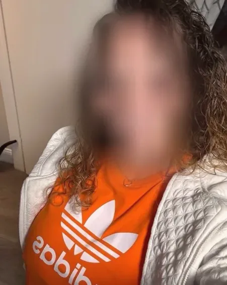 Carlijn, 39