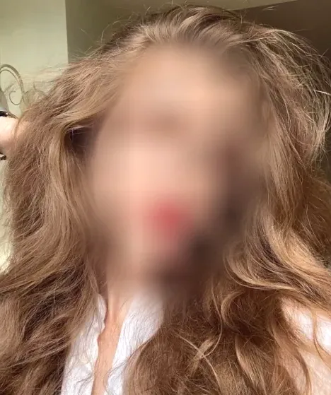 Ellen, 20