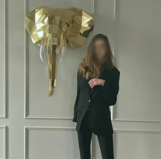 Esmee, 33